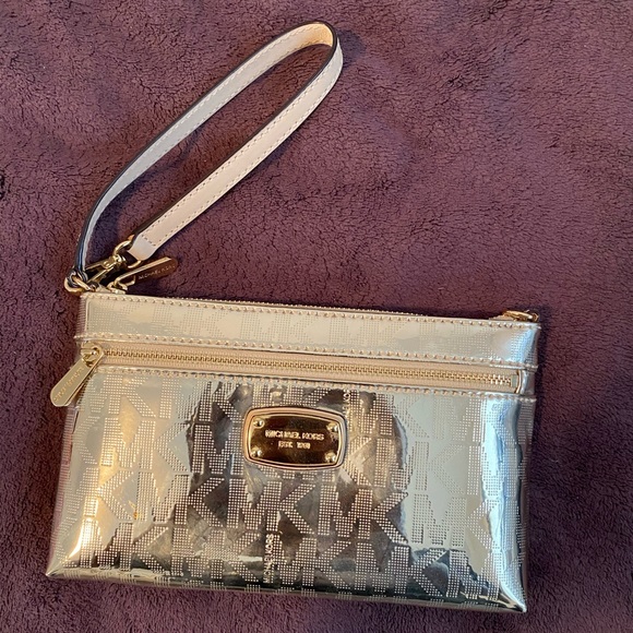 Michael Kors Wristlet - Picture 2 of 4